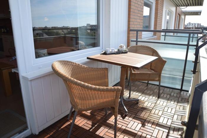 Apartment Schönes Neues Hochwertig Renoviertes 2-zimmer In Der 4. Etage.